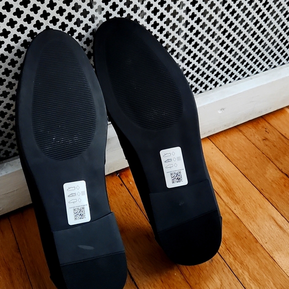 Black Mens loafers - Picture 3 of 5